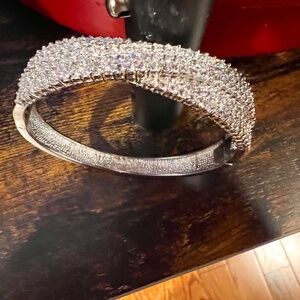 Rhinestone Criss-Cross Hinged Bracelet